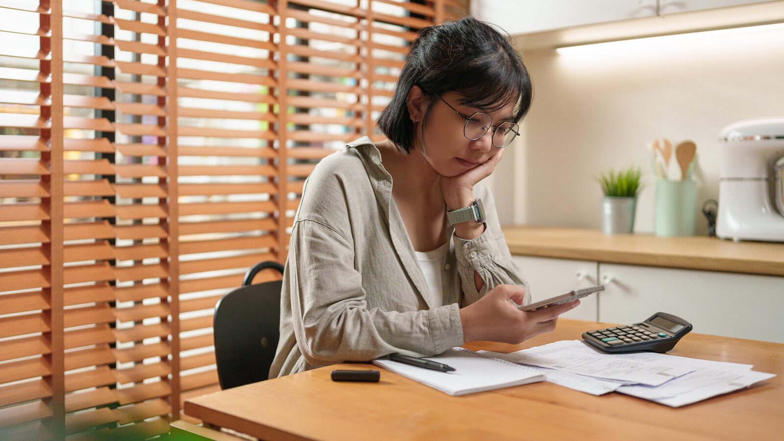 What money worry does to mental health